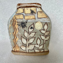 Joyce Leatherwood title: Bee Vase