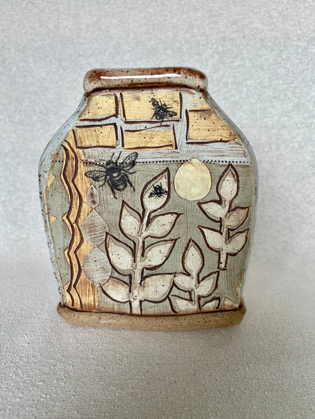 Joyce Leatherwood title: Bee Vase